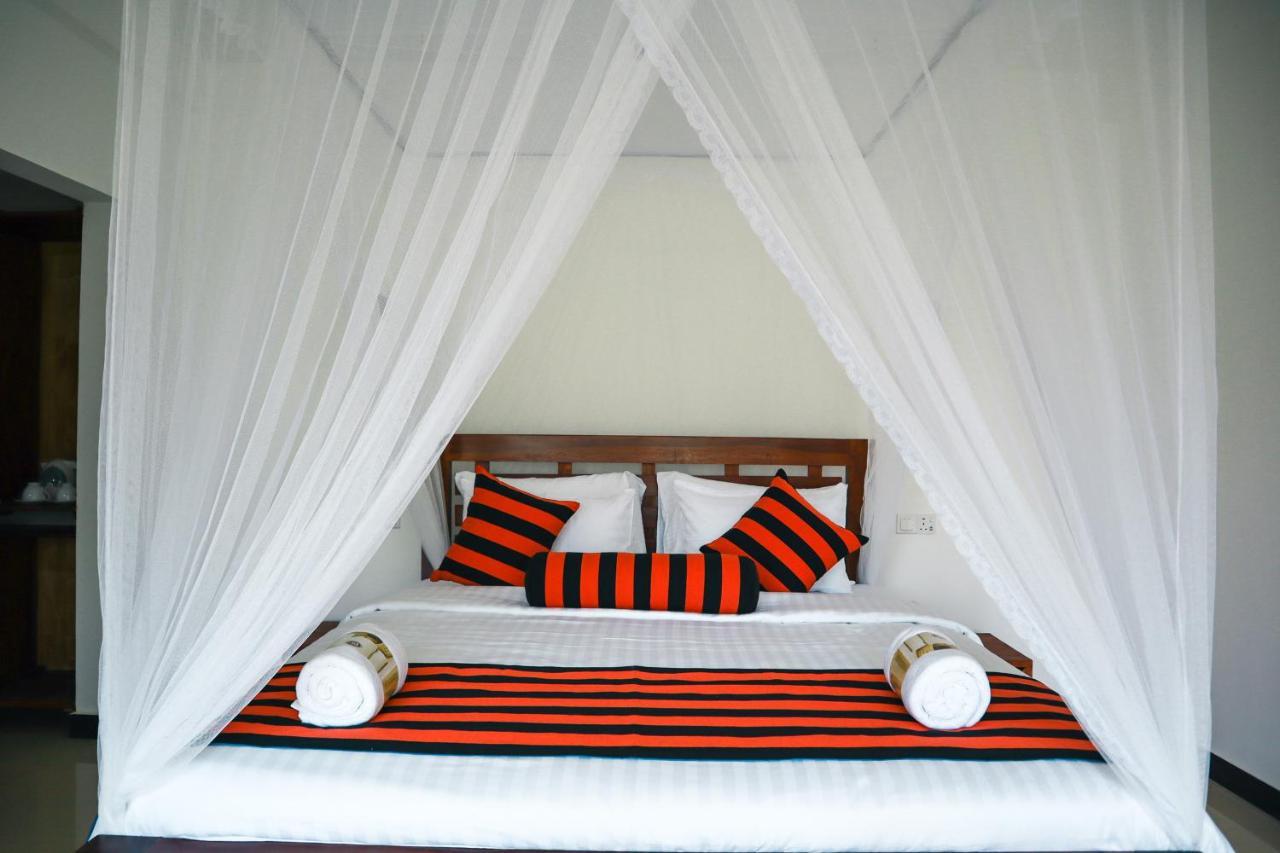 Duet Hearts Bed & Breakfast Ella Bagian luar foto