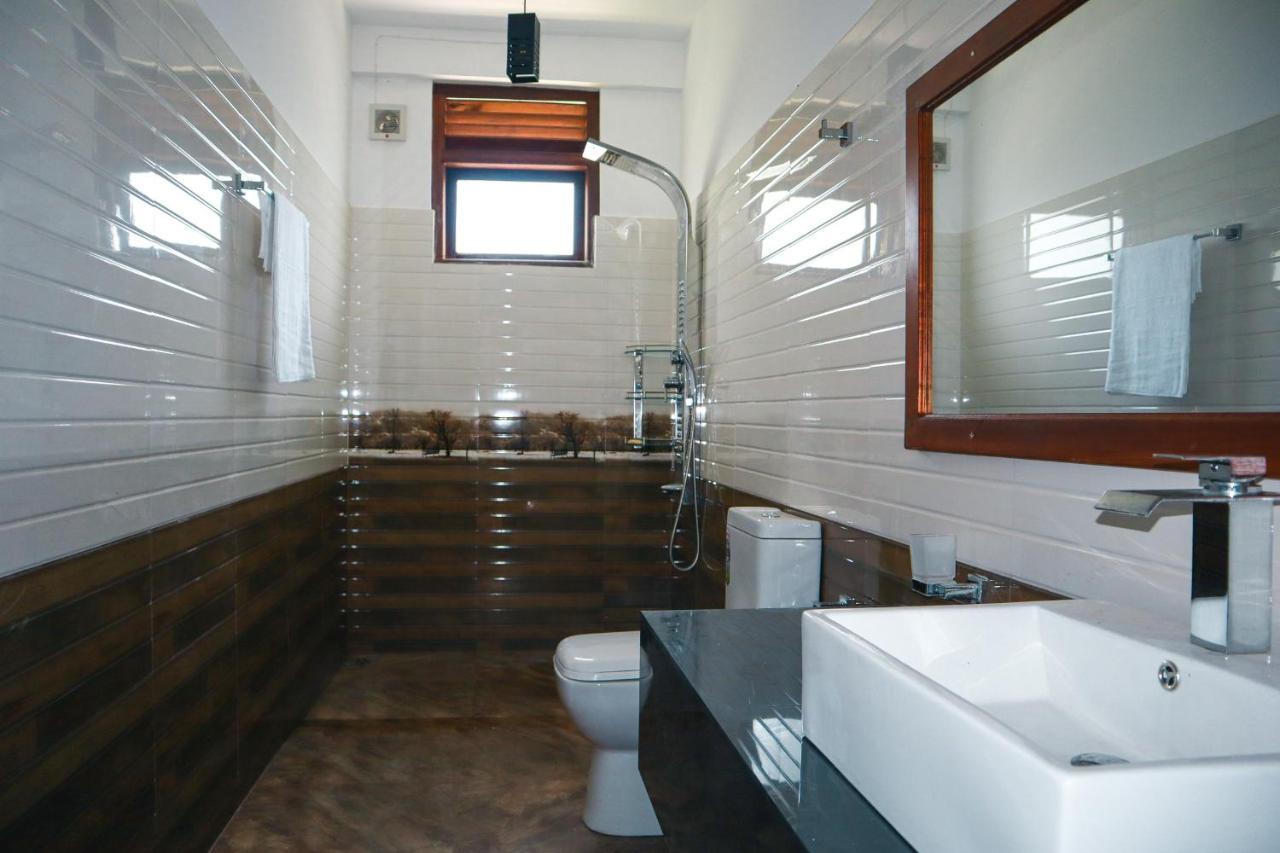 Duet Hearts Bed & Breakfast Ella Bagian luar foto